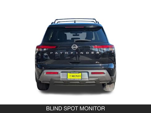 New 2026 Nissan Pathfinder SL FWD image 9