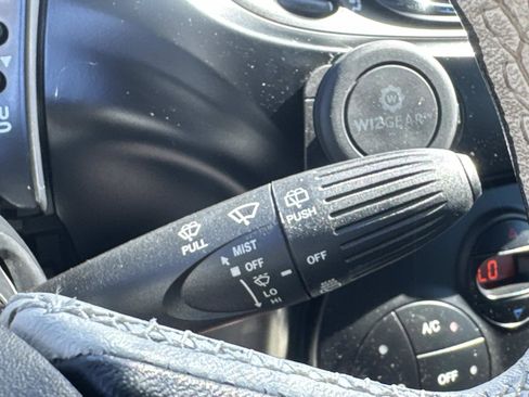 Used 2017 FIAT 500 e w/ Esport Package image 22