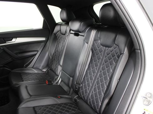 Used 2021 Audi SQ5 Premium Plus w/ Premium Plus Package image 32