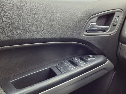 Used 2020 Chevrolet Colorado LT w/ LT Convenience Package image 19