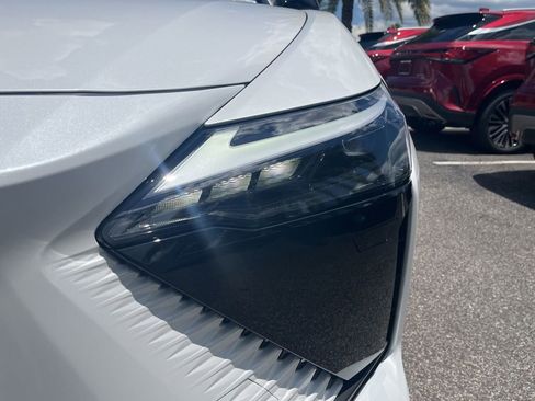 Used 2026 Lexus RZ 350e 2WD w/ Convenience Package image 11
