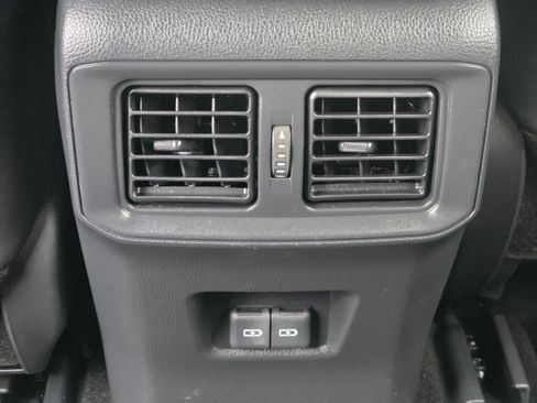 Used 2023 Toyota RAV4 XSE w/ Weather Package AWD/4WD image 17