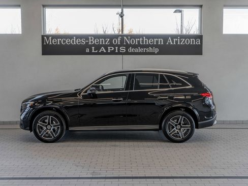 New 2026 Mercedes-Benz GLC 300 4MATIC image 2