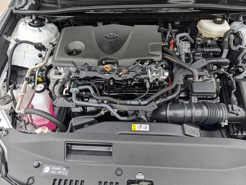 Used 2025 Toyota Camry LE FWD image 33