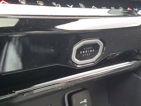 New 2026 Jeep Grand Cherokee Altitude image 20