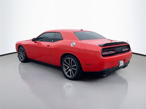 Used 2023 Dodge Challenger R/T image 5