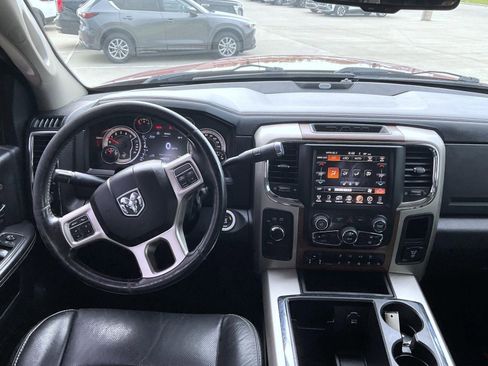 Used 2015 RAM 3500 Laramie w/ Convenience Group AWD/4WD image 14