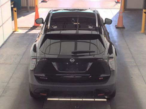 Used 2025 Nissan Kicks SR FWD image 3