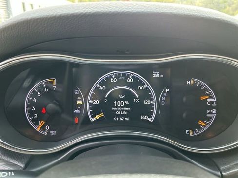 Used 2018 Jeep Grand Cherokee Limited AWD/4WD image 19