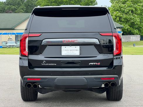 Used 2023 GMC Yukon XL AT4 w/ AT4 Premium Plus Package AWD/4WD image 58