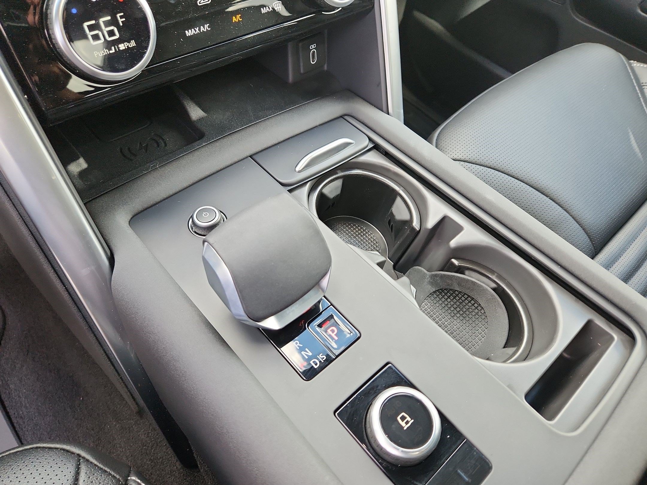 New 2026 Land Rover Discovery Dynamic SE AWD/4WD image 19