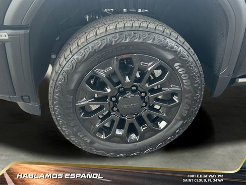 New 2026 GMC Sierra 2500 Denali w/ Denali Reserve Package image 10