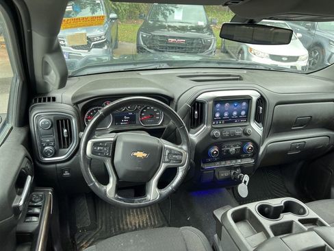 Used 2020 Chevrolet Silverado 1500 LT w/ All-Star Edition image 22