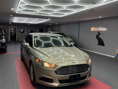 Used 2016 Ford Fusion SE