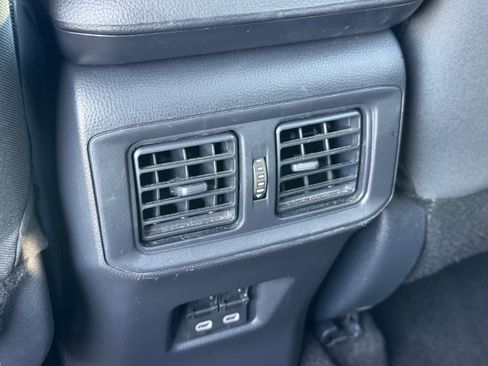 Used 2025 Toyota RAV4 XLE FWD image 13