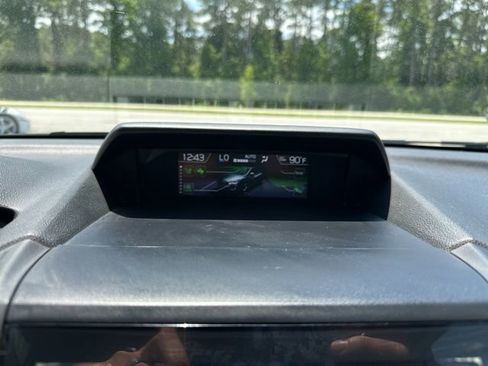 Used 2018 Subaru Crosstrek 2.0i Limited AWD/4WD image 18