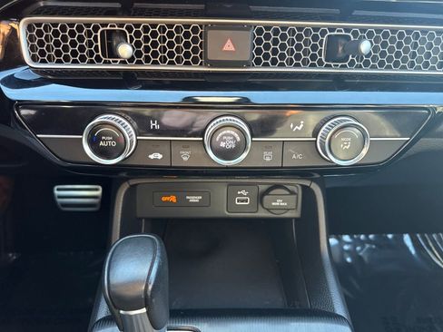 Used 2023 Honda Civic Sport image 22