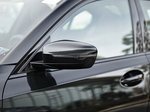 New 2026 BMW 330i Sedan image 11