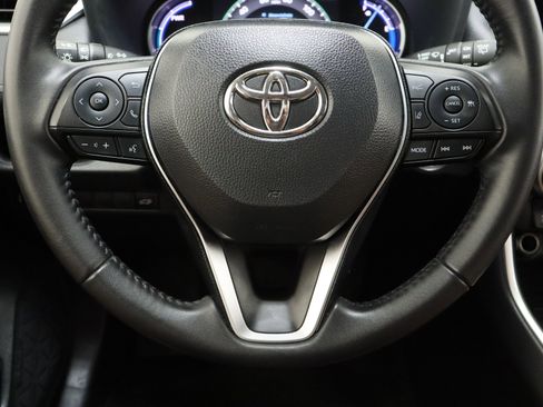 Certified 2025 Toyota RAV4 XLE Premium AWD/4WD image 24