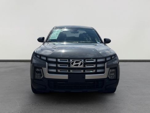 Used 2025 Hyundai Santa Cruz SE FWD image 8