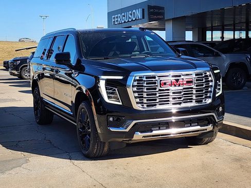 New 2026 GMC Yukon XL Denali w/ Sun & Power Step Package image 1