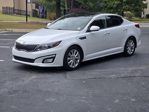 Used 2015 Kia Optima EX w/ EX Premium Package image 1
