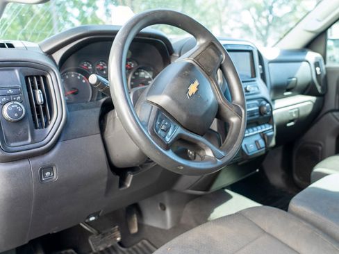 Used 2020 Chevrolet Silverado 1500 Custom w/ Custom Convenience Package image 15