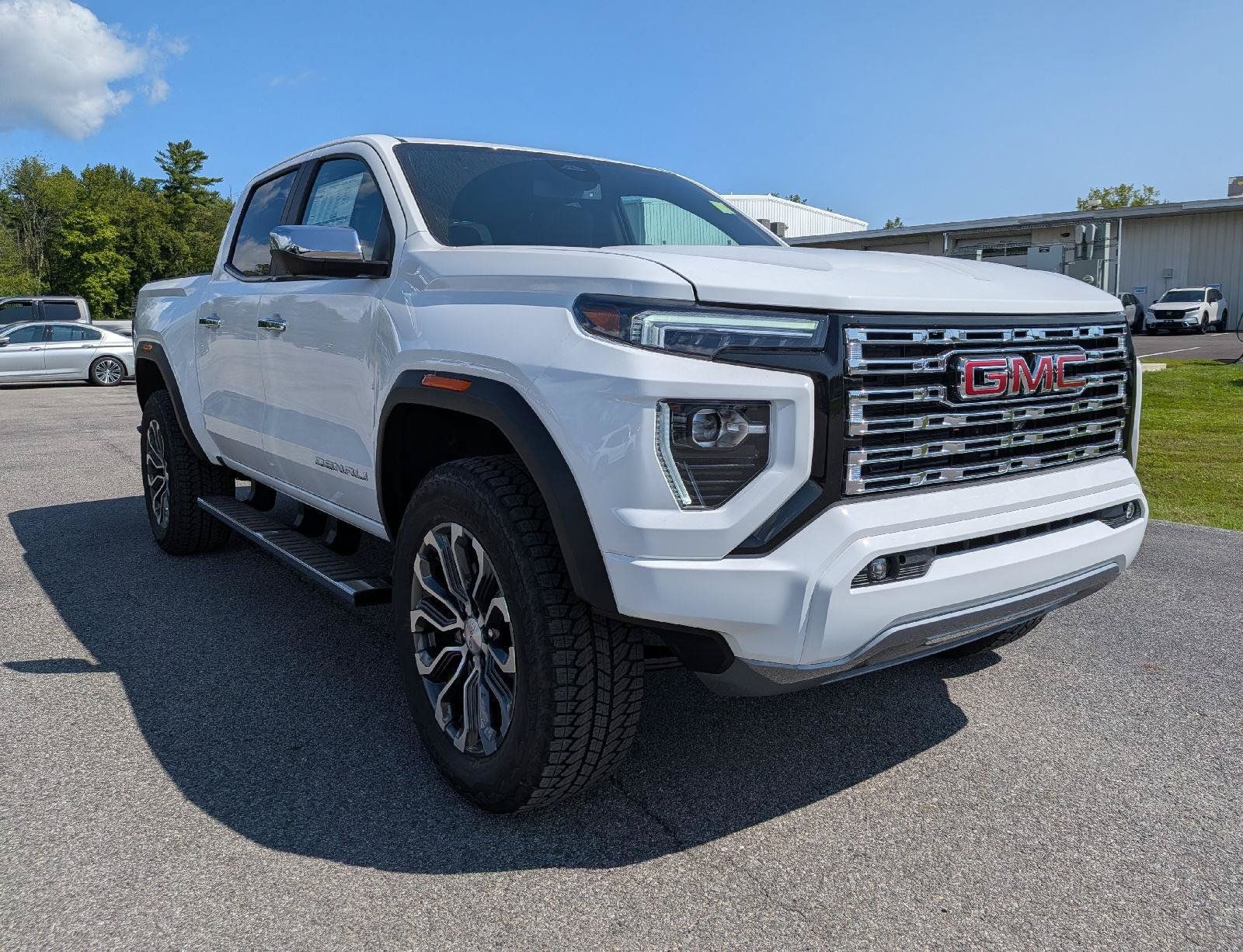 New 2026 GMC Canyon Denali AWD/4WD image 3