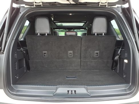 Certified 2023 Ford Expedition Limited AWD/4WD image 10