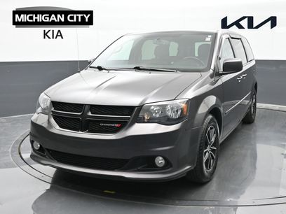 Used 2017 Dodge Grand Caravan SXT w/ Driver Convenience Group