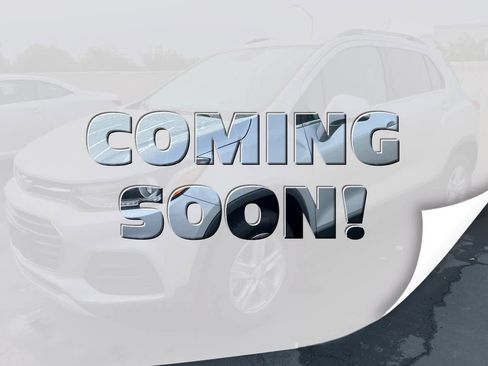 Used 2017 Chevrolet Trax LT AWD/4WD image 1
