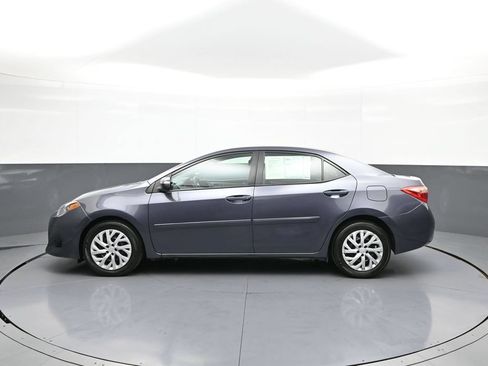 Used 2018 Toyota Corolla LE w/ Body Protection Package FWD image 41
