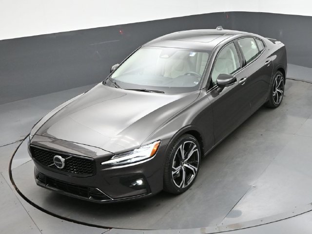 Used 2024 Volvo S60 B5 Plus w/ Climate Package AWD/4WD image 44