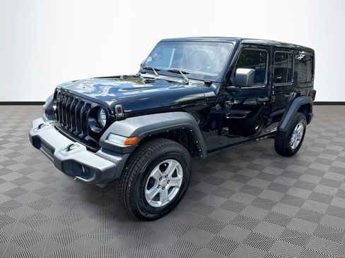Used 2022 Jeep Wrangler Unlimited Sport w/ Sun And Sound Package AWD/4WD image 9