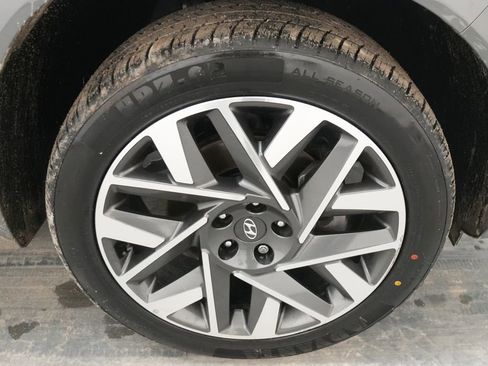 Used 2023 Hyundai Santa Fe Calligraphy image 11