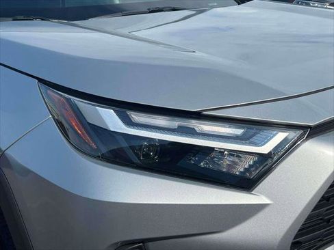 Certified 2025 Toyota RAV4 XLE AWD/4WD image 10