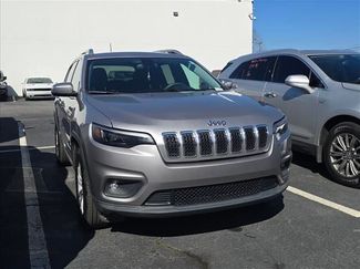 Used 2019 Jeep Cherokee Latitude w/ Popular Appearance Group video 1
