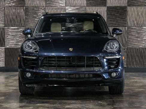 Used 2018 Porsche Macan AWD/4WD image 6