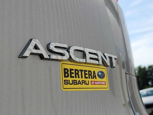 Certified 2025 Subaru Ascent Premium AWD/4WD image 30