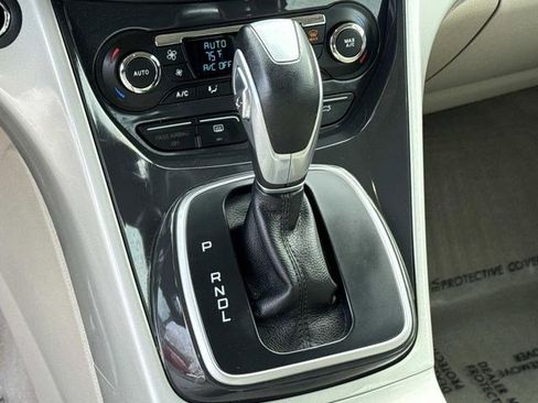 Used 2015 Ford C-MAX SEL w/ Equipment Group 302A image 22