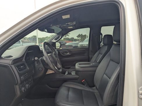 Certified 2023 Chevrolet Tahoe Z71 w/ Luxury Package AWD/4WD image 12