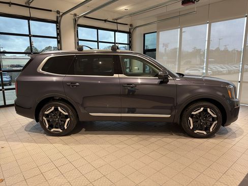 New 2025 Kia Telluride EX image 6