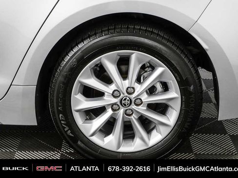 Used 2022 Toyota Corolla LE w/ LE Convenience Package image 34