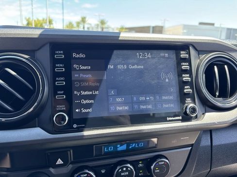 Used 2022 Toyota Tacoma TRD Off-Road AWD/4WD image 22