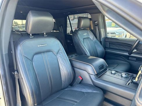 Used 2022 Ford Expedition Platinum image 31