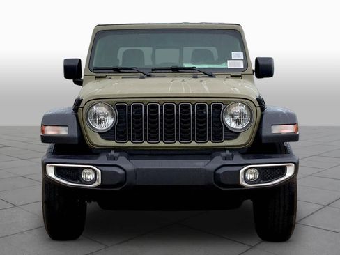 New 2026 Jeep Gladiator Sport image 3