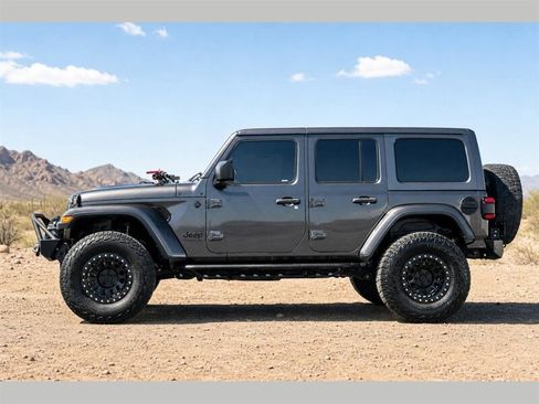 Used 2020 Jeep Wrangler Unlimited Sahara AWD/4WD image 11