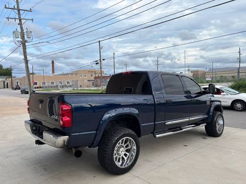 Used 2009 Dodge Ram 2500 Truck Laramie AWD/4WD image 3