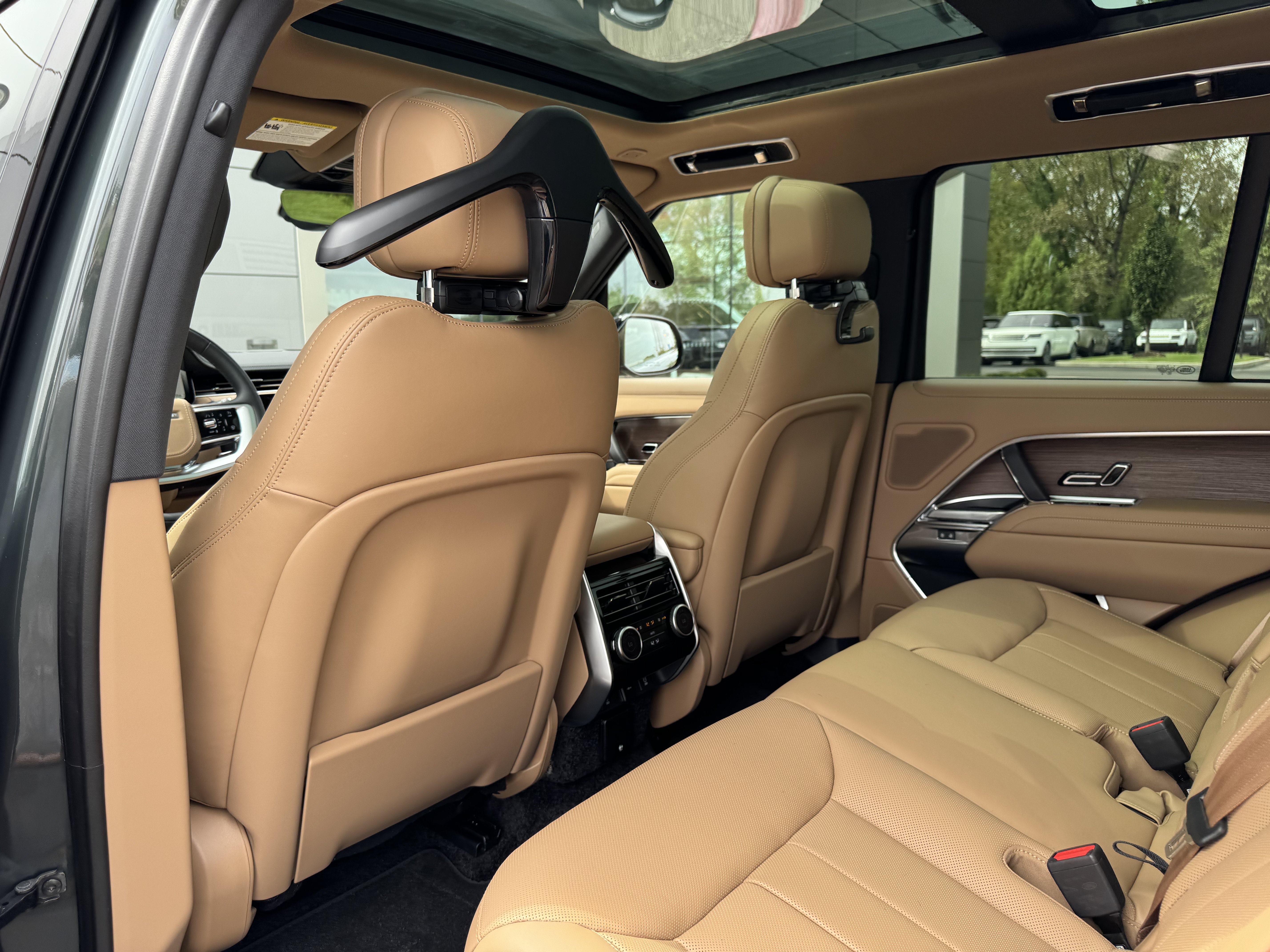 New 2027 Land Rover Range Rover SE AWD/4WD image 25