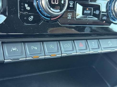 New 2026 GMC Sierra 1500 Denali Ultimate AWD/4WD image 18